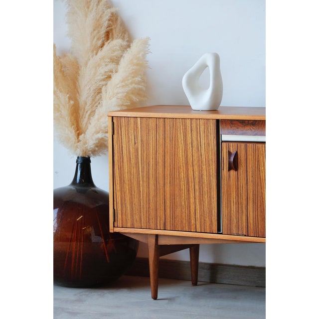1960s Scandinavian Zebrano Sideboard, 1960s For Sale - Image 5 of 18