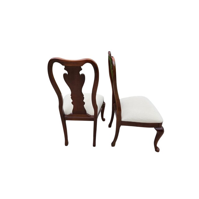 Wood 1990s Pair Thomasville Collectors Cherry Queen Ann Dining Room Side Chairs For Sale - Image 7 of 11