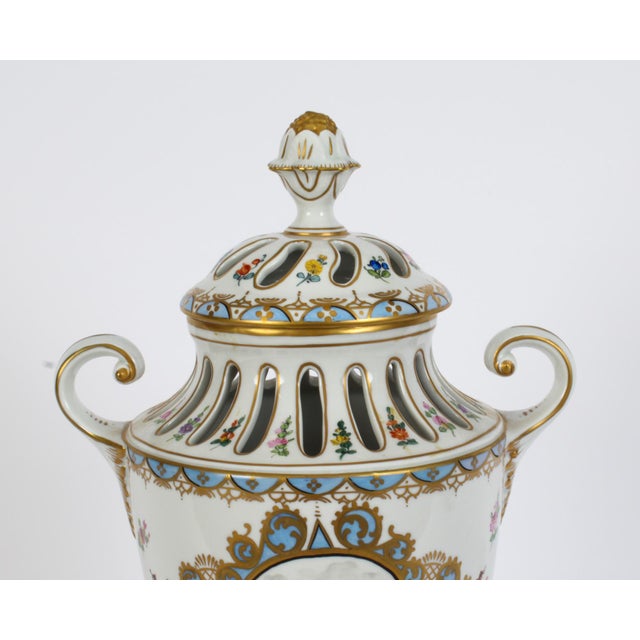 20th Century Dresden Porcelain Pot Pourri Lidded Vases, 1920s, Set of 2 For Sale - Image 15 of 18