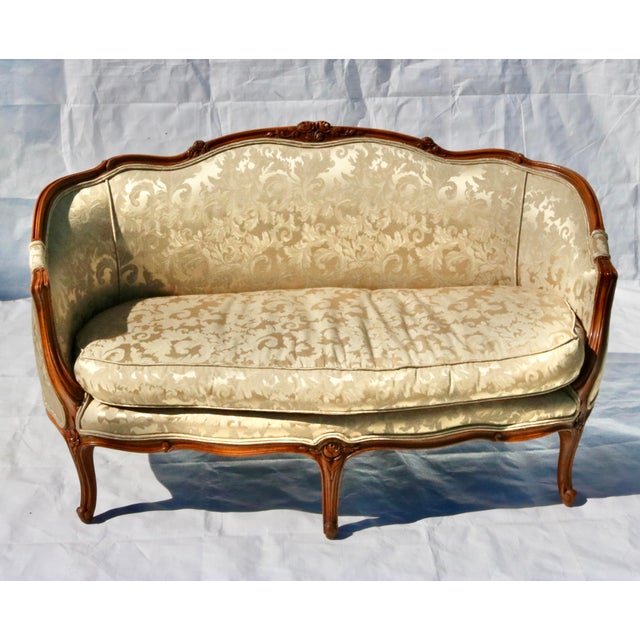 Early 20th Century Louis XV Style Settee With Goose Down Seat and Carved Walnut Frame For Sale - Image 11 of 12