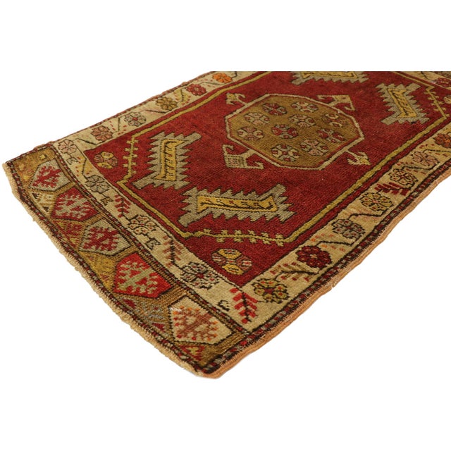 51496 Vintage Turkish Yastik Rug, 01'08 x 02'10. This hand-knotted wool vintage Turkish Yastik rug is a vibrant canvas of...