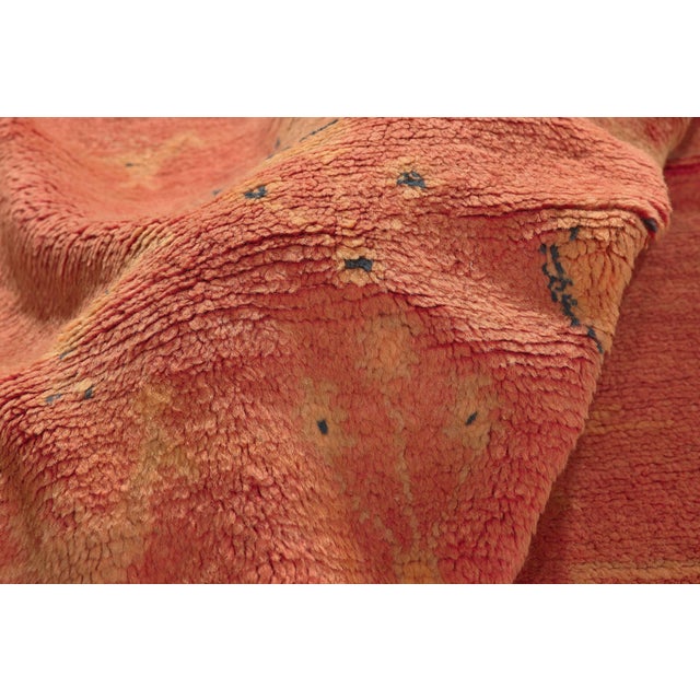 Vintage Taznakht Moroccan Rug, 05'05 X 09'03 For Sale In Dallas - Image 6 of 10