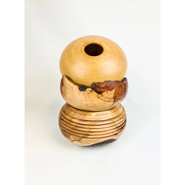 These three bowls made in Sweden with precision handcraft gives a nice edition to any living room with intention to give...