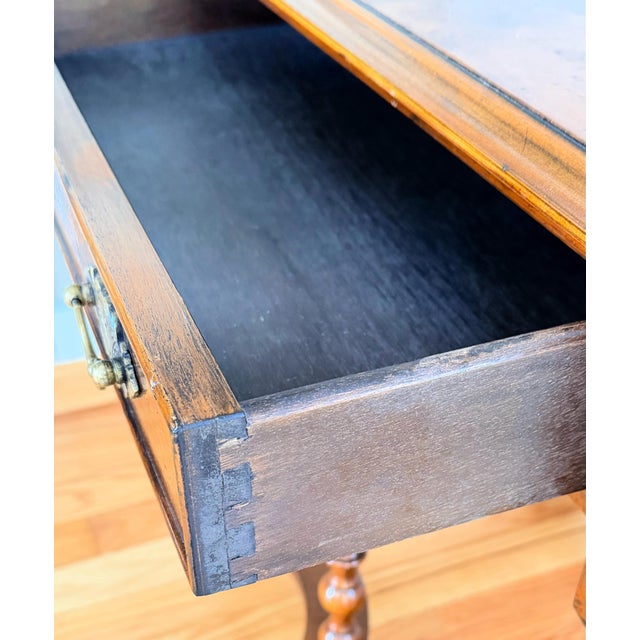 Early 20th Century William and Mary Style Walnut Lowboy-Side Table For Sale - Image 9 of 16