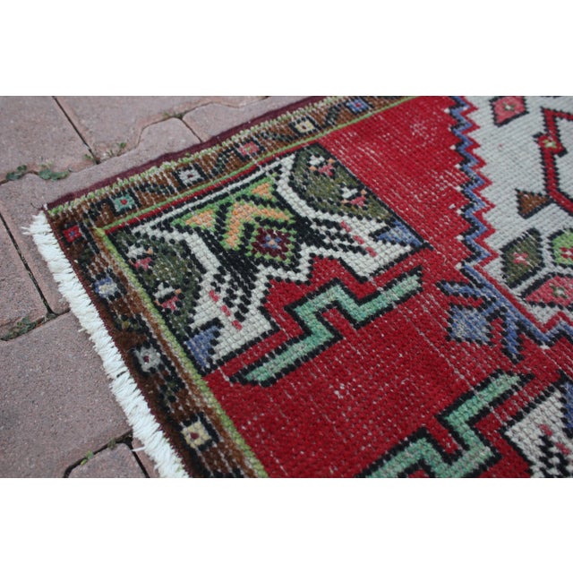 1960s Turkish Traditional Geometric Rug For Sale In Sacramento - Image 6 of 13