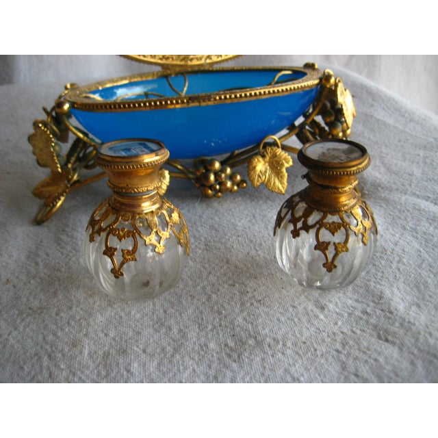 French Large Bleu Opaline Egg Box With Perfume Bottles View of Paris 19 Century For Sale - Image 10 of 12