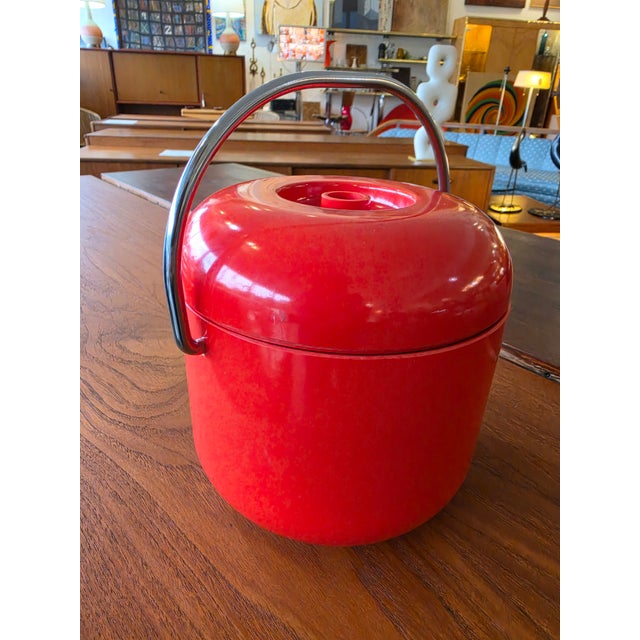 1970s Vintage 1970’s Italian Plastic Primaluna Ice Bucket Designed by Ambrogio Pozzi Modernist Ice Bucket For Sale - Image 5 of 12