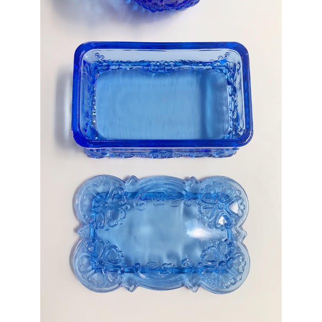 Vintage Cobalt Blue Glass Vanity Set Trinket Box Jewelry Box With Lids - Set of 2 For Sale - Image 4 of 16