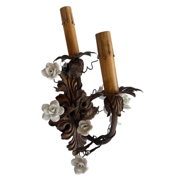 Italian 1920s Acanthus Backplate With Leaves and White Porcelain Flowers Stair-Step Wall Sconces - a Pair For Sale - Image 3 of 6