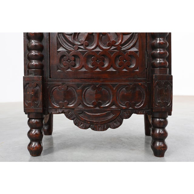 Oak Breton Carved Bedside Cabinets, France, 1890s, Set of 2 For Sale - Image 12 of 15