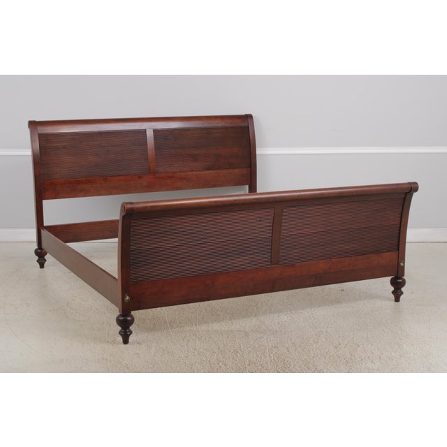 Age: Approx: 25 Years Old Details: Finish no.260 Factory Distressed British Classics Bolted Rail Construction Quality...