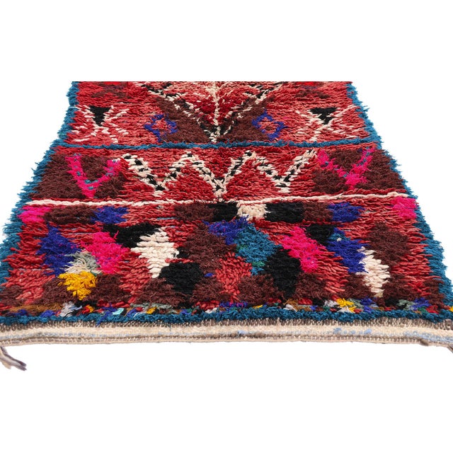 Berber Tribes of Morocco Vintage Boujad Boucherouite Moroccan Rug, 03'00 X 08'00 For Sale - Image 4 of 10