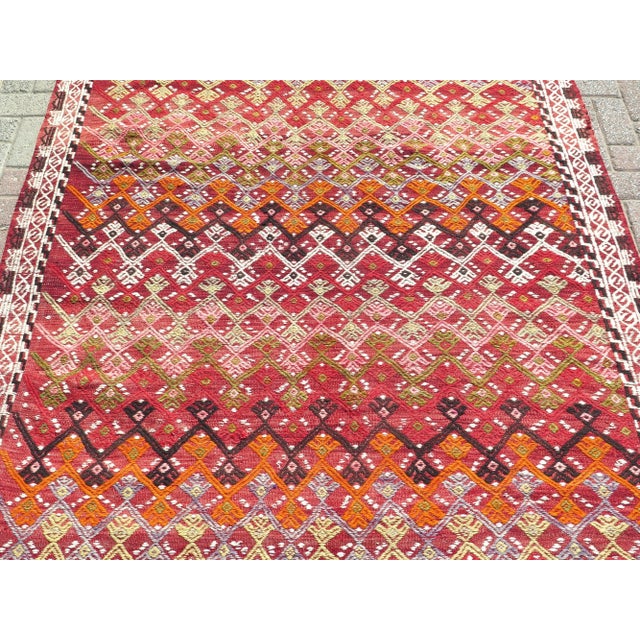 Mid-Century Modern Mid 20th Century Aesthetic Turkish Embroidered Living Area Rug Kilim For Sale - Image 3 of 11
