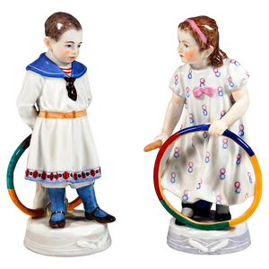 Art Nouveau Meissen Figurine Boy & Girl with Hoops by A. Koenig, 1910, Set of 2