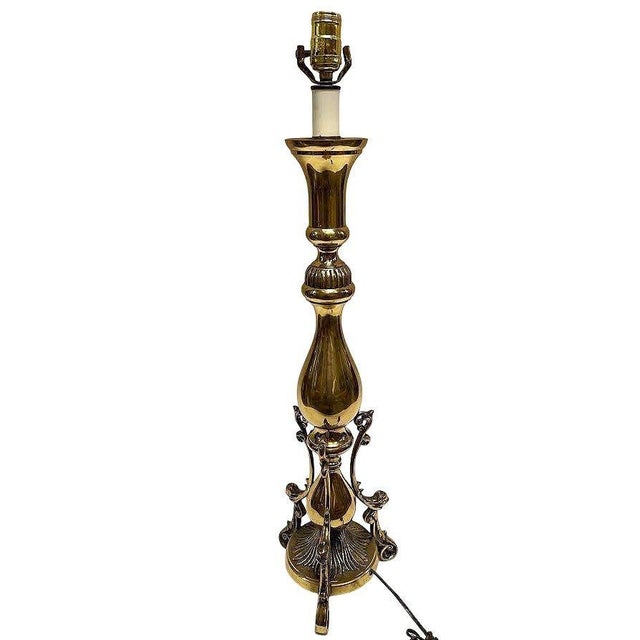 Victorian 1970s Large Queen Anne Brass Patinaed Candle Stick Table Lamp For Sale - Image 3 of 8