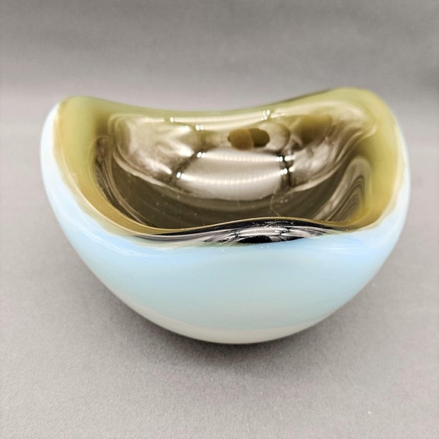 Vintage Sommerso Murano Glass Ashtray from Barbini, Italy, 1960s For Sale - Image 3 of 8