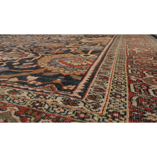 Early 20th Century Antique Mahal Rug- 11'0"x17'0" For Sale In Los Angeles - Image 6 of 7