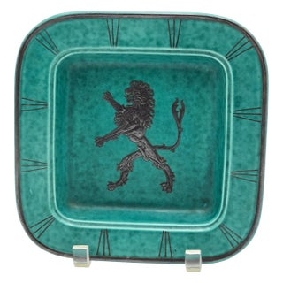 Vintage Wilhelm Kåge Gustavsberg "Argenta" Footed Dish With Silver Heraldic Lion For Sale