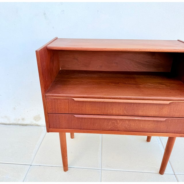 1960s Danish Bedside Table in Teak Veneer, 1960s For Sale - Image 5 of 10