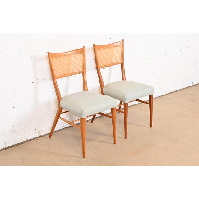 A beautiful pair of Mid-Century Modern dining chairs or side chairs By Paul McCobb for Directional USA, 1950s Elegant...