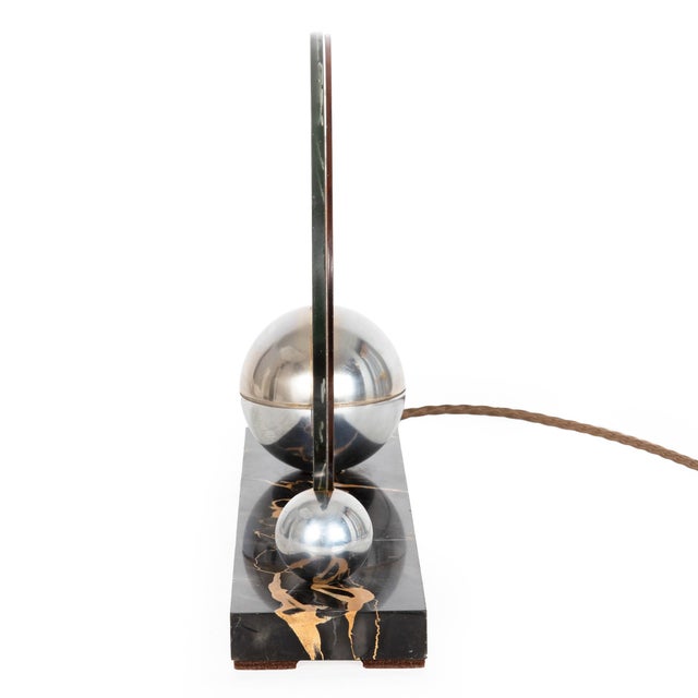 1930s 1930s French Art Deco Chrome and Etched Glass "Fish" Lumiere Table Light For Sale - Image 5 of 15