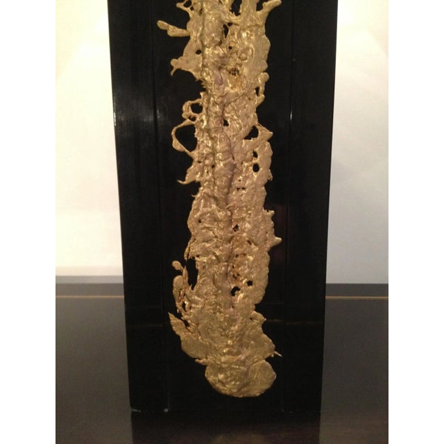 1970s 1970s French Black Lacquered Lamp with Decorative Bronze Element For Sale - Image 5 of 10