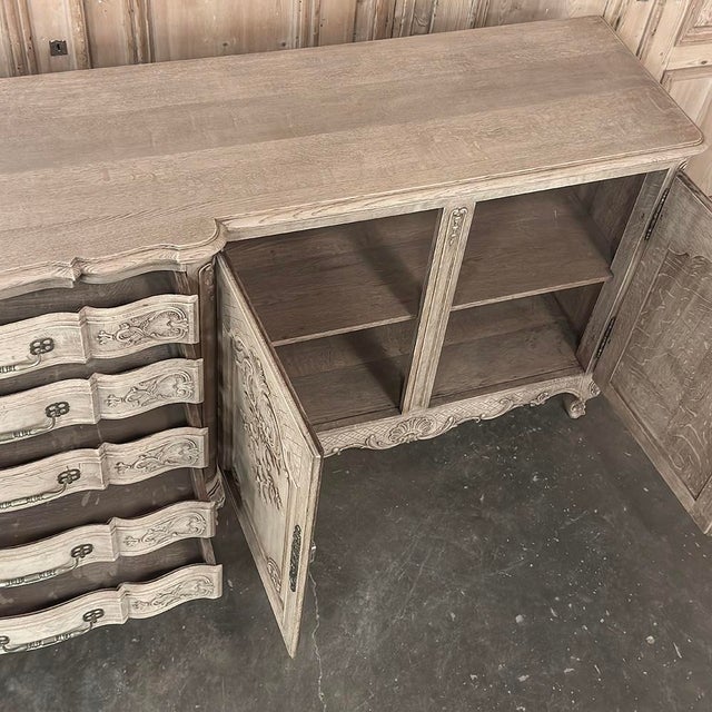 Grand Liégeois Louis XIV Style Stripped Oak Buffet ~ Credenza For Sale - Image 18 of 18