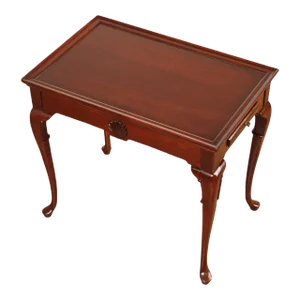 1980s Queen Anne Style Mahogany Tea Side Table
