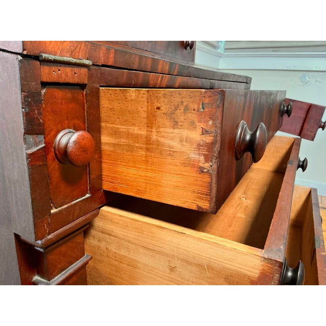 Antique American Federal Style Flame Mahogany Secretary-Bookcase Early 1800 For Sale - Image 17 of 17