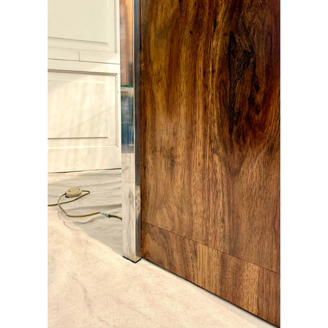 Vintage Chrome and Faux Wood Etagere With Lighted Glass Shelves For Sale In Los Angeles - Image 6 of 12