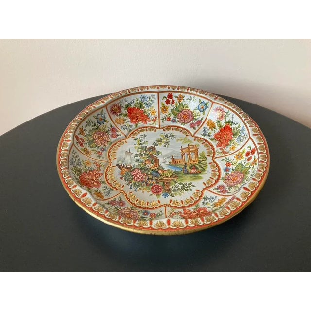 Victorian English Victorian Red Roses Toleware Bowl, Plate or Tray by Daher- Large For Sale - Image 3 of 12