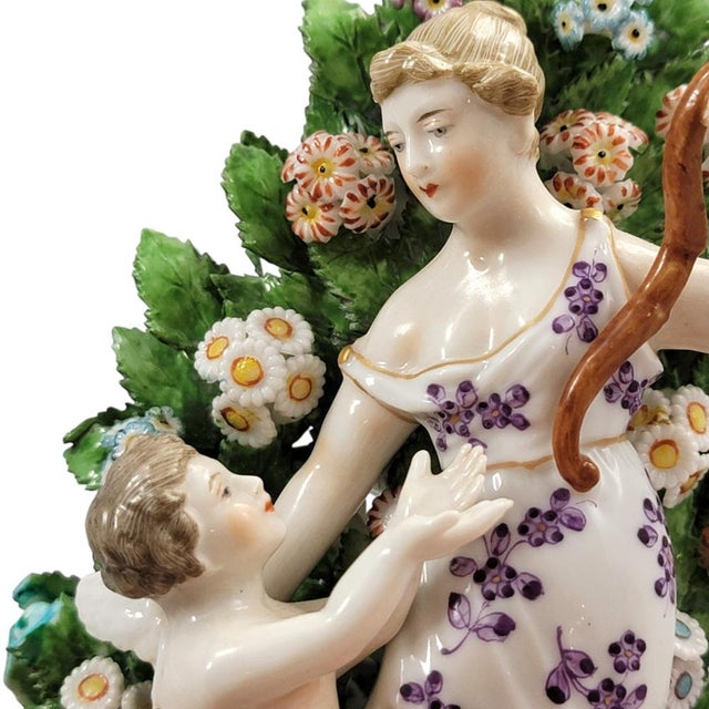 Chelsea Style Porcelain Venus and Cupid Figure from Samson Paris, 1860s For Sale - Image 11 of 13