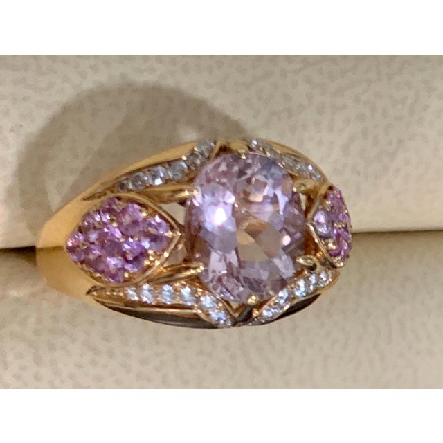 Gemstone 3.5 Carat Morganite and Diamond Cocktail Ring 18 Karat Rose Gold For Sale - Image 7 of 18