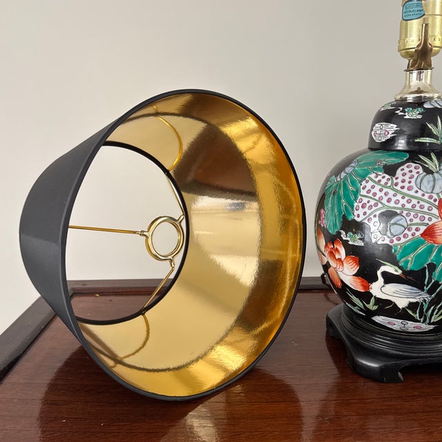 Vintage Chinese Ginger Jar Table Lamp With Cranes & Lilies - 16” For Sale - Image 10 of 11