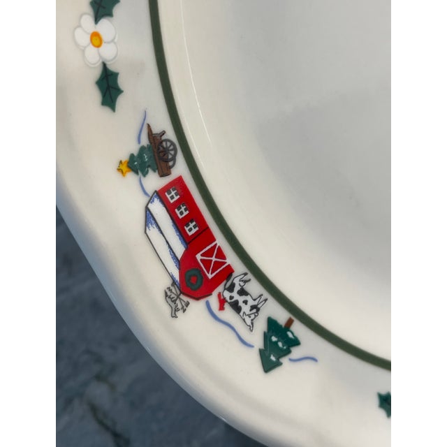1990s Snow Village by Pfaltzgraff Dinner Plates For Sale In Monterey, CA - Image 6 of 9