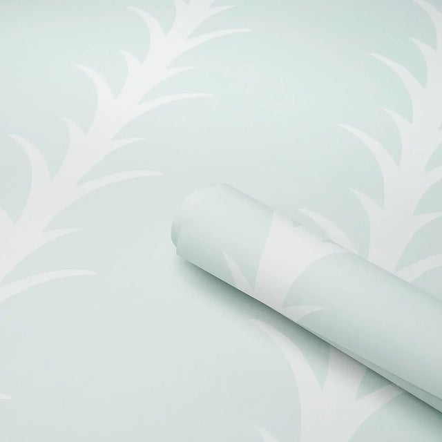 Schumacher x Celerie Kemble Acanthus Stripe Wallpaper in Ivory on