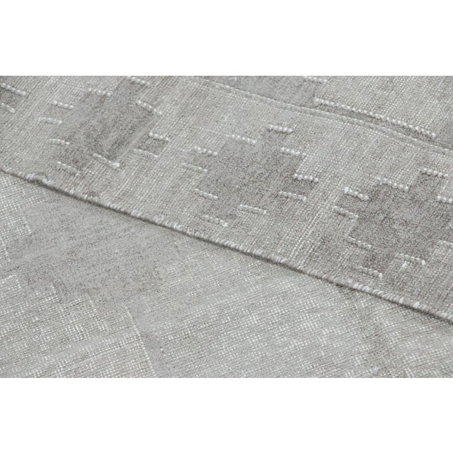 Rug & Kilim’s Indian Dhurrie Rug in Slate Gray With Geometric Patterns For Sale In New York - Image 6 of 6