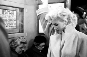 Marilyn Monroe in Grand Central Station' Contemporary Archival Black and White Photograph Print From the Original Negative by Ed Feingersh - 16x12