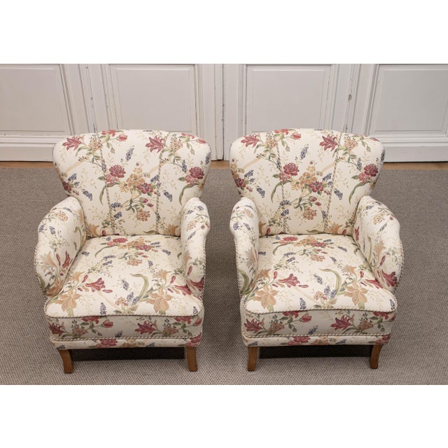 Art Nouveau Swedish Grace Lounge Chairs in Floral Jacquard, 1940s, Set of 2 For Sale - Image 12 of 16