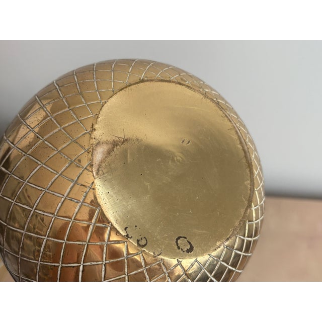 Mid 20th Century Hollywood Regency Brass Lidded Pineapple Ice Bucket For Sale - Image 6 of 10