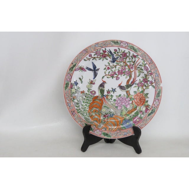 Famille Rose Macau Hand Painted Porcelain Plate Raised Exotic Bird Pattern 5058b For Sale - Image 13 of 14