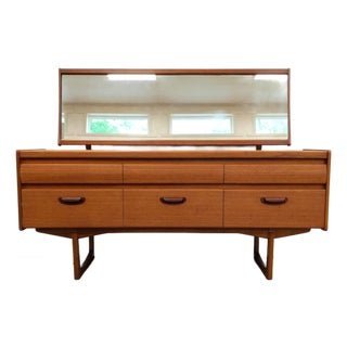 Vintage Mid Century Modern Teak Dressing Table / Dresser With Mirror by William Lawrence For Sale
