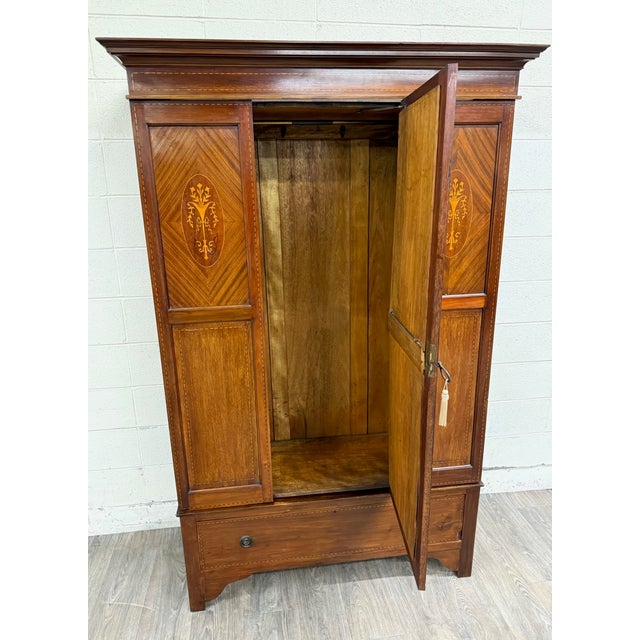 Antique Early 20th Century Edwardian Mahogany Wardrobe With Oval Mirror Door For Sale - Image 10 of 15