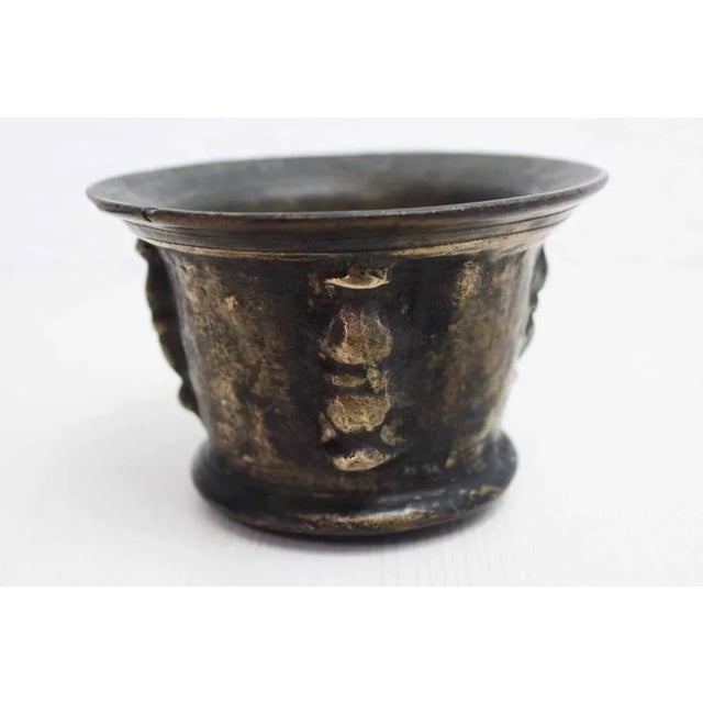Metal Mortar & Pestle in Bronze, 17th Century, Set of 2 For Sale - Image 7 of 13