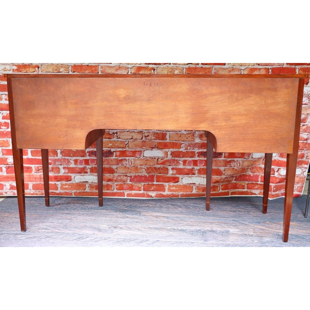 Chestnut Vintage Mayflower Colonial Shops Mahogany Hepplewhite Serpentine Sideboard For Sale - Image 8 of 8