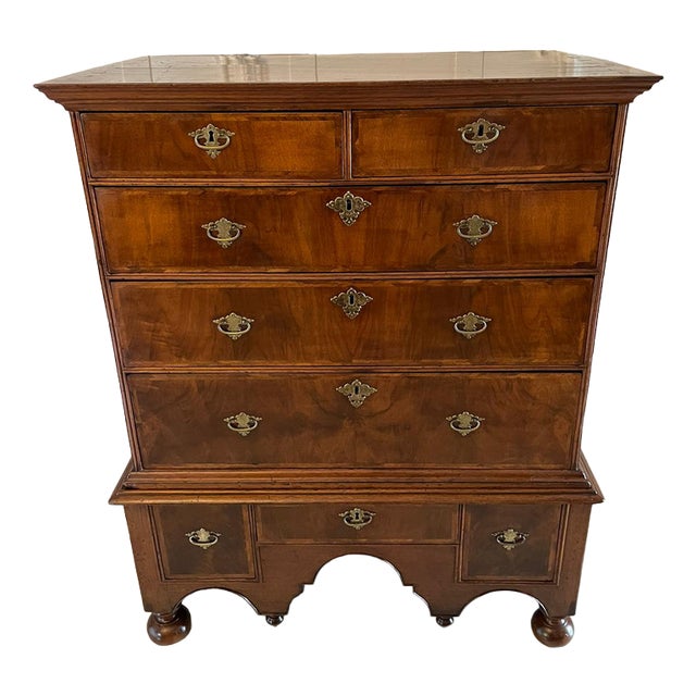 William & Mary Figured Walnut Chest on Stand, 1680s For Sale