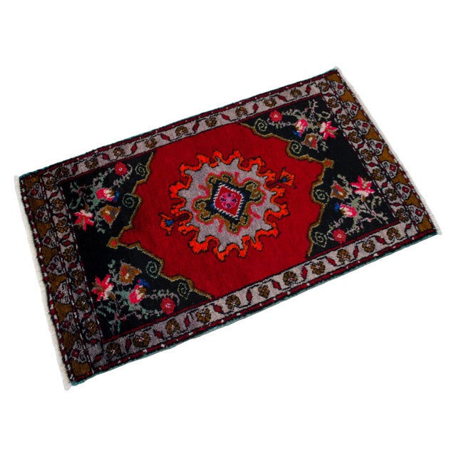 1970s Small Rug, Entry Decor, Bath Mat, Kitchen Accent, Turkish Rug, Door Mat, Lundry Room Decor 1'11" X 3'3" For Sale - Image 4 of 9