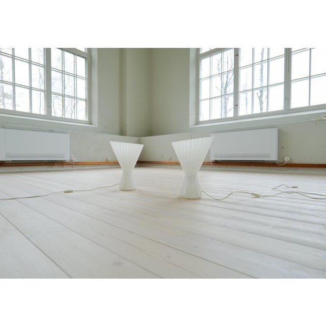 Large Classic White Murano Table Lamps, Italy, 1970s, Set of 2 For Sale - Image 3 of 15