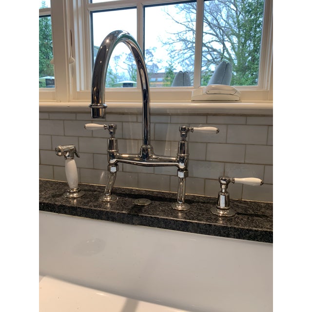 Waterworks Easton Bridge Gooseneck Kitchen Faucet With Spray White
