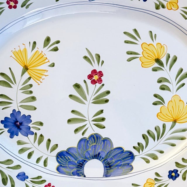 Mediterranean Vintage Italian Majolica Hand-Painted Floral Oval Serving Platter by Il Bargello For Sale - Image 3 of 8